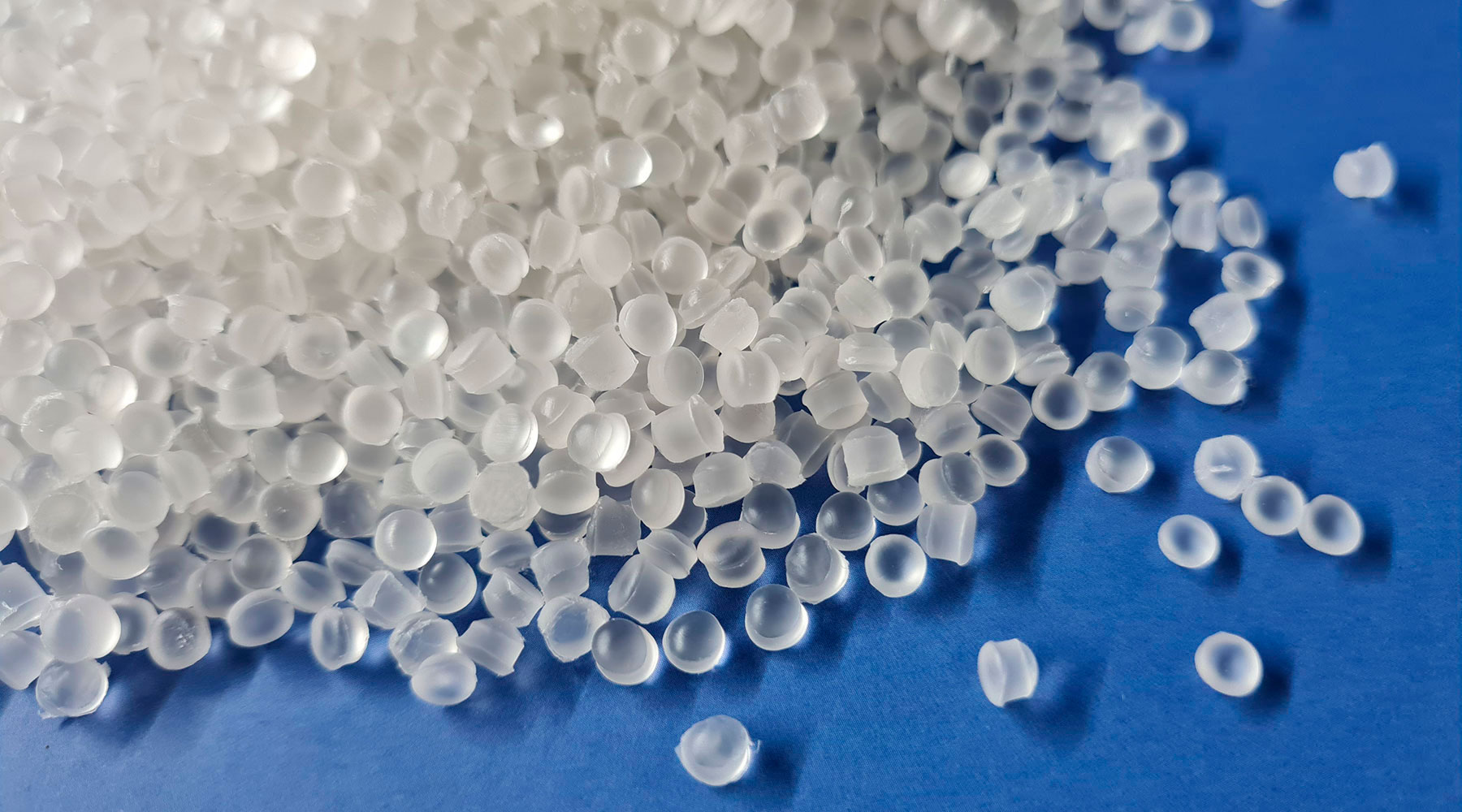 Polymers for controlled release